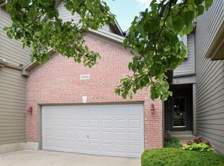 2044 Jeffrey Ct, Elgin, IL 60123