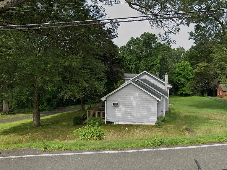 17 Berkshire Ave — Photo 6