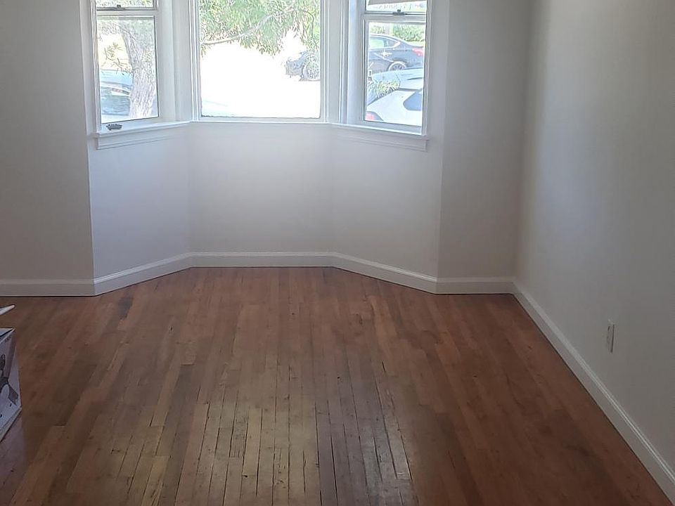 1st image of 1724 N Hollywood Way #A