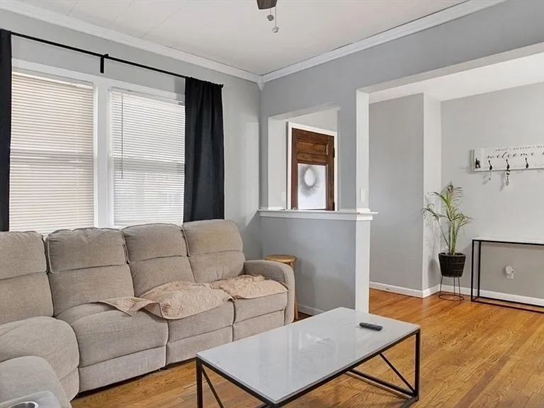 33-35 Hitchcock St #2 — Photo 2