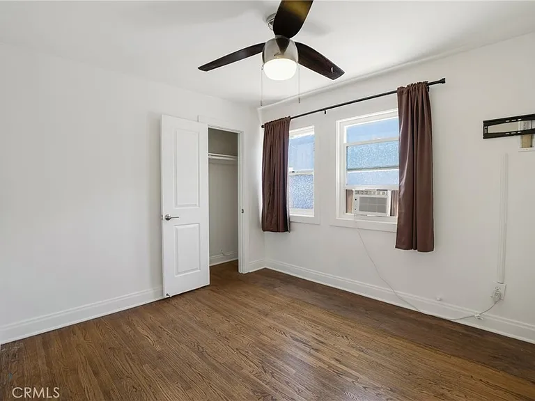 5152 Romaine St — Photo 11