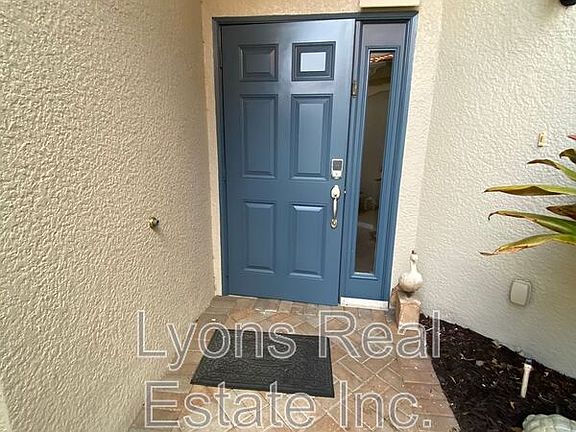 5th image of 9265 Belleza Way APT 101
