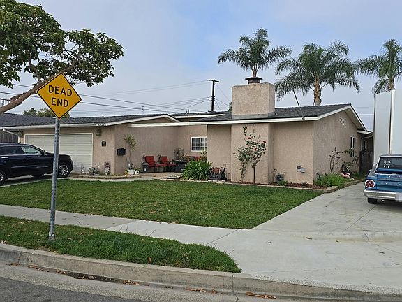 2nd image of 15391 Capri Cir