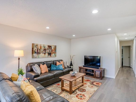 5th image of 3258 Sagewood Ln