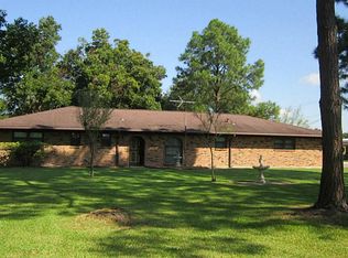 1002 Massey Tompkins Rd, Baytown, TX 77521