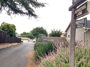 54 Peppertree Ln, Oak View, CA 93022