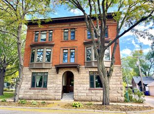 110 Saint Albans St N APT 3, Saint Paul, MN 55104