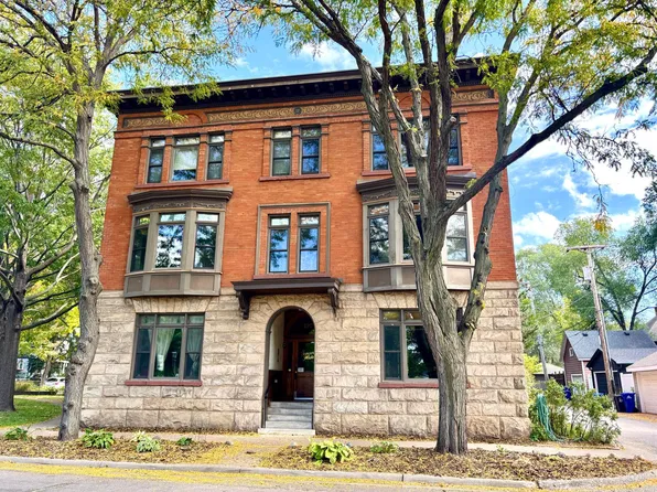 110 Saint Albans St N APT 3, Saint Paul, MN 55104