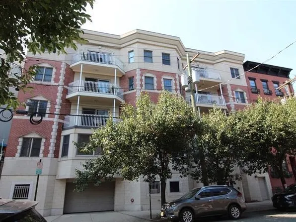 108 Monroe Street image 1 of 11