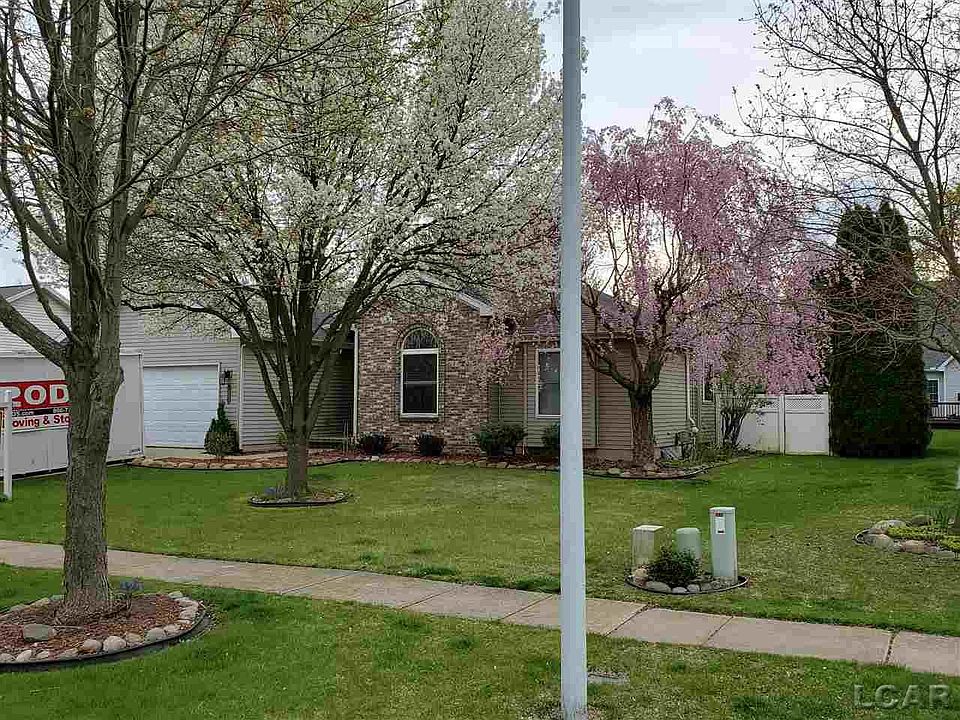 1st image of 805 Illinois Dr
