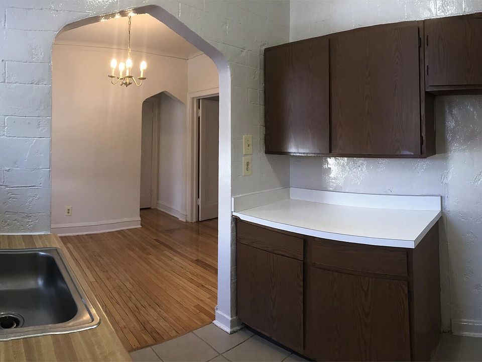 1st image of 10740 S Calumet Ave APT 1N
