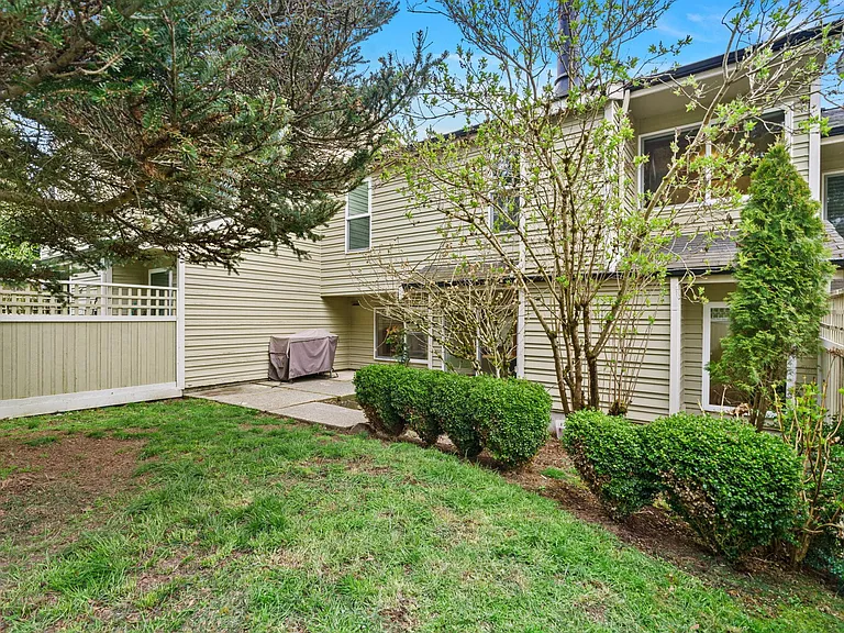 10132 NE 115th Ln — Photo 16