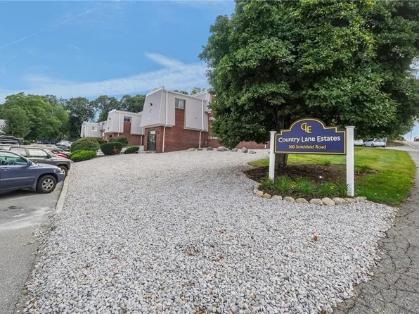 300 Smithfield Rd APT 5-34, North Providence, RI 02904