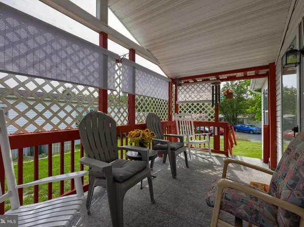 107 Oriole Ct, Lancaster, PA 17603