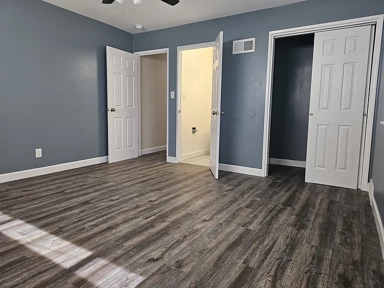 2122 Dudler Dr — Photo 15