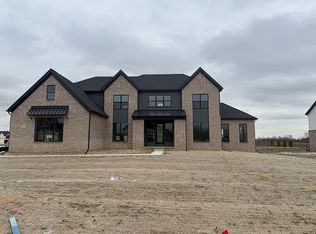 21018 Pomino Dr, Northville, MI