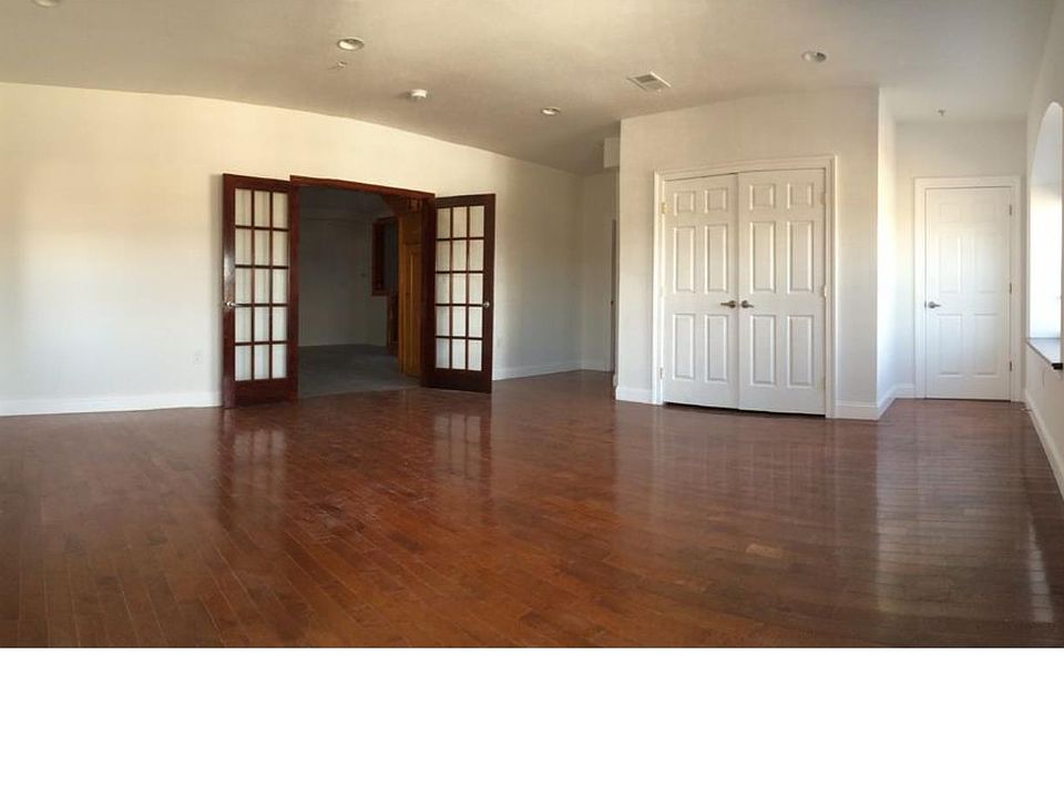 1st image of 928 Race St APT 8A
