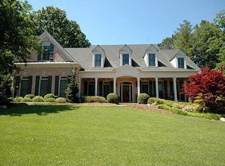 9070 Huntcliff Trce, Sandy Springs, GA 30350