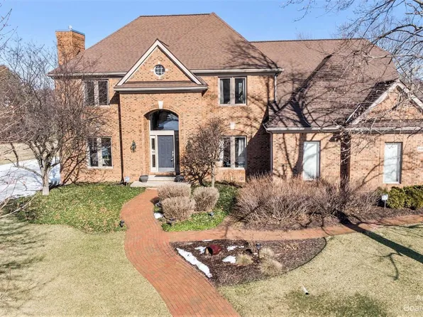 4831 Saint Andrews Ct, Ann Arbor, MI 48108