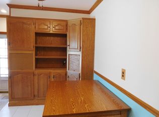 31767 Beechwood Dr, Warren, MI 48088