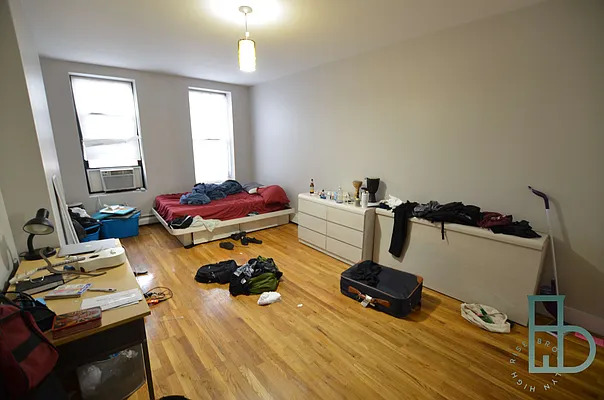 Rented by Miron Realty Group | media 15