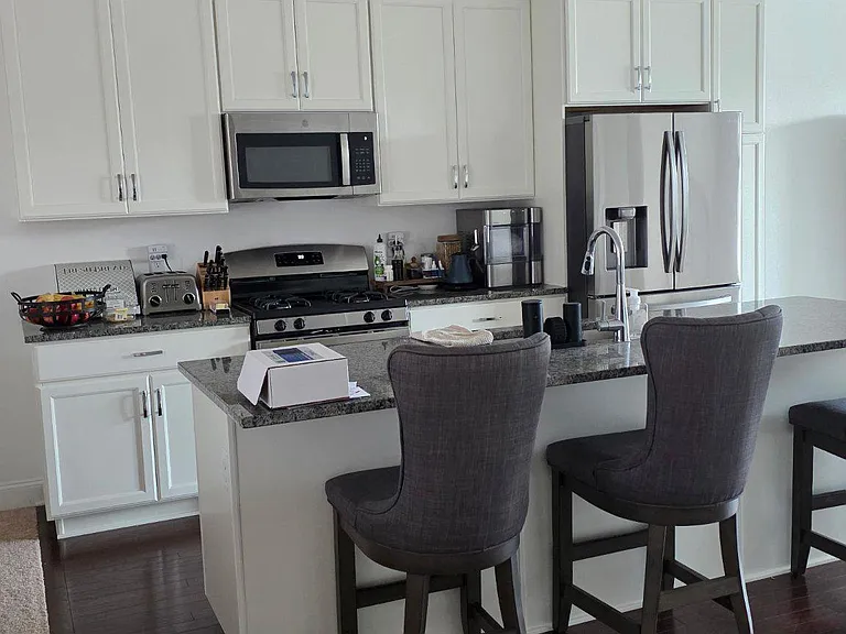 4 Turf Ct — Photo 9