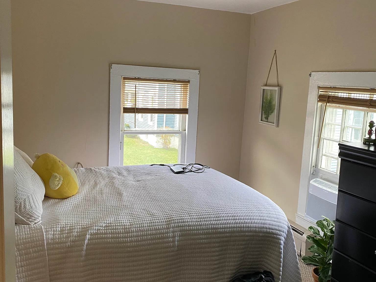 2 bed, 1.5 bath, 1000 sqft, $1,570 — Photo 4