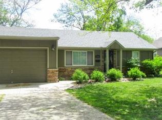 5701 W 53rd St, Mission, KS 66202