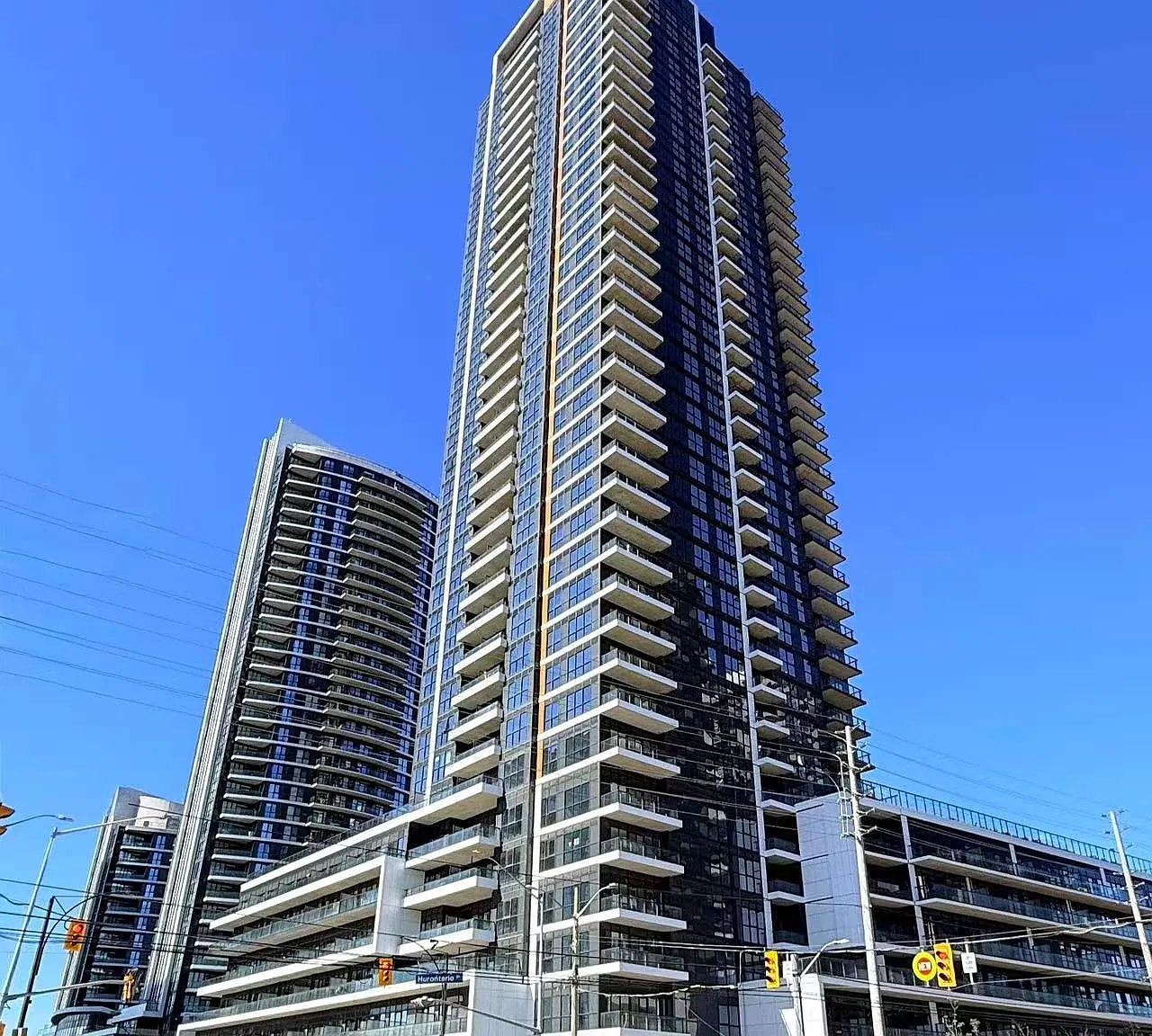 1 bed, $2,200 — Photo 1
