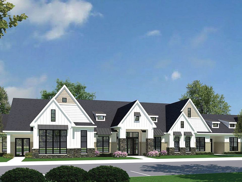 Leasing Office and Clubhouse