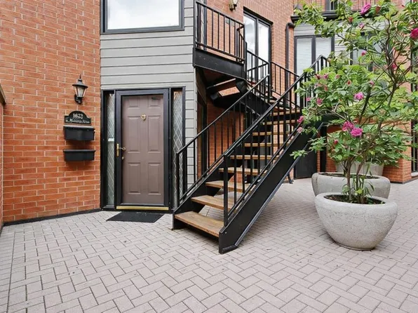 1622 N Saint Michaels Ct #1622, Chicago, IL 60614