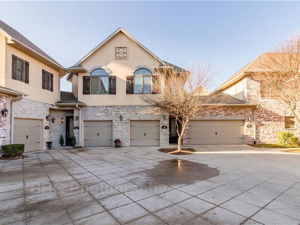 1st image of 2618 Everest Ave