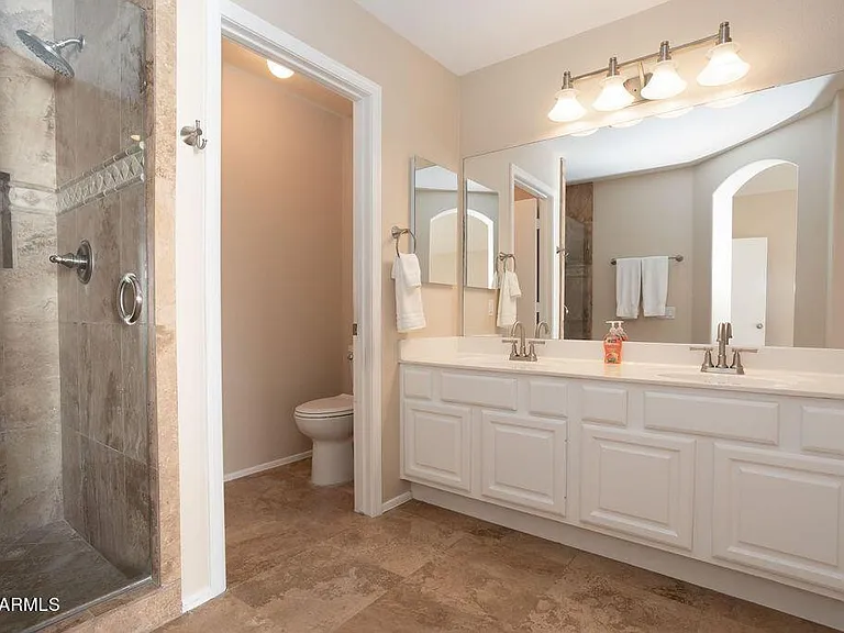7457 W Melinda Ln — Photo 17