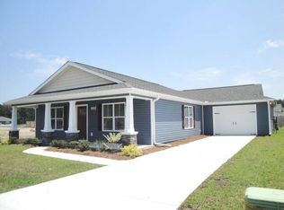 408 Elsemore Dr, New Bern, NC 28562