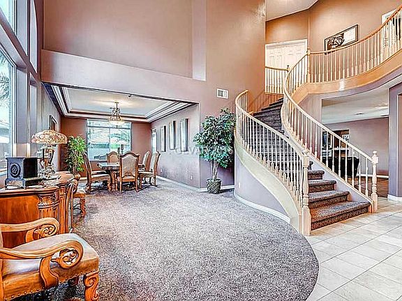4th image of 9613 Camino Capistrano Ln
