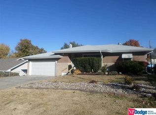 4921 N 60th St, Omaha, NE 68104