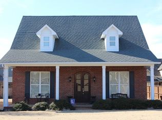 6239 Charleston Court Dr, Oxford, MS 38655