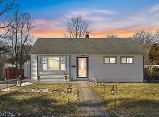 236 Carol Rd, North Plainfield, NJ 07062