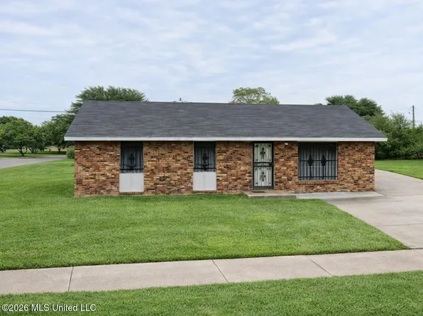 1101 Moore Ave, Cleveland, MS 38732