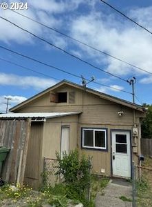 63693 Woodstock Rd, Coos Bay, OR, 97420