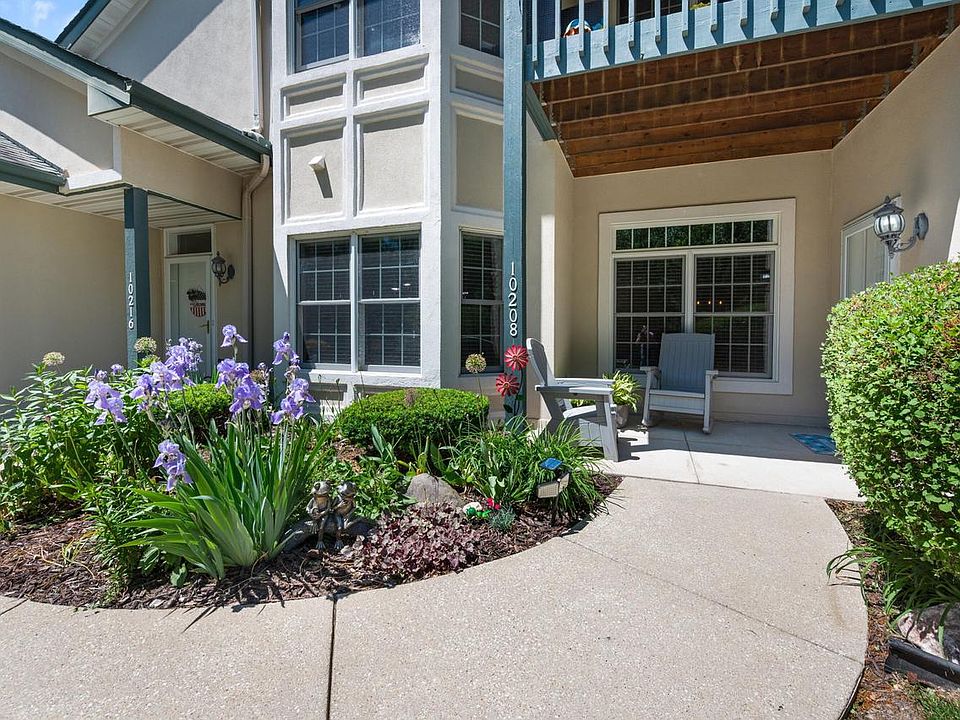 1st image of 10208 W Deerwood LANE