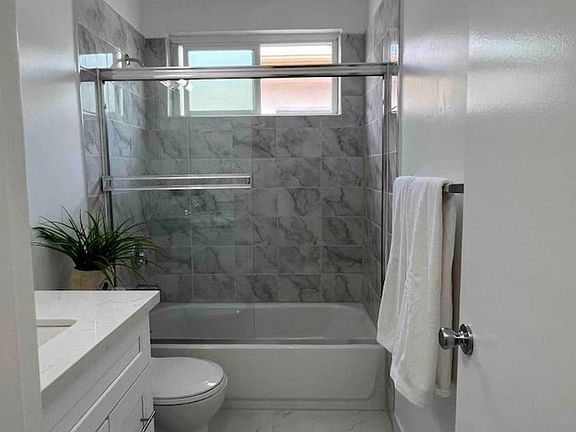 3rd image of 11650 Idaho Ave APT 2