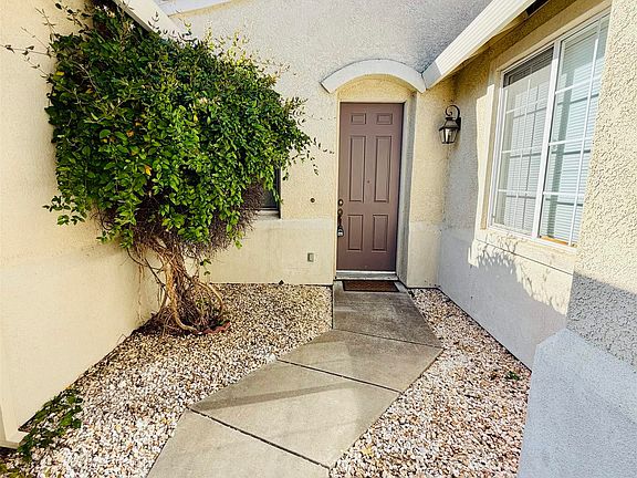 2nd image of 2126 Shenandoah Dr