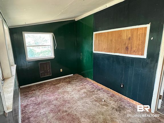 3rd image of 38621 Brown Rd S