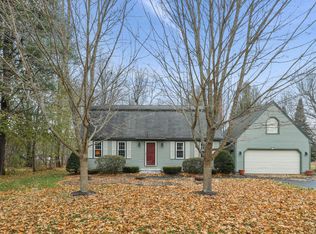 3 Tiffany Ln, Saco, ME 04072