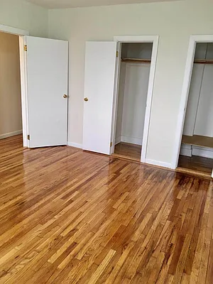 Rented by New York Residence | media 32
