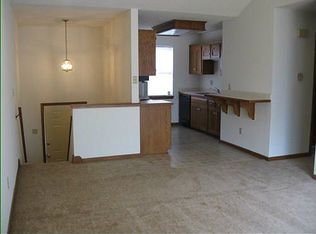 4801 Woodward St, Overland Park, KS 66203