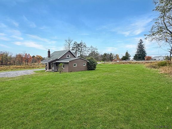 4th image of 2560 Cardiff Rd