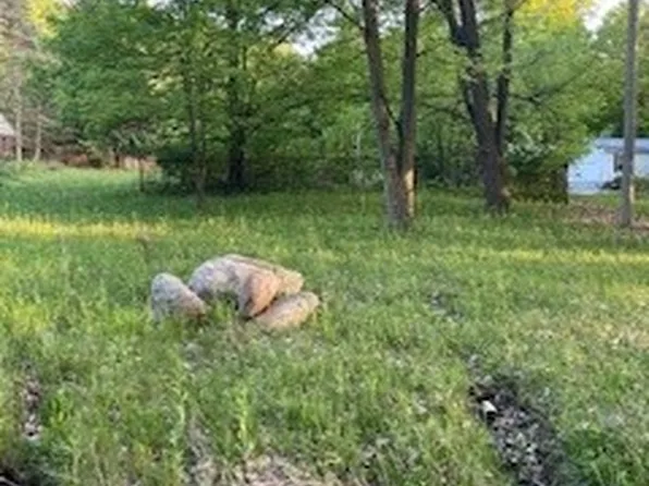 6994 Hankee Rd, Garrettsville, OH 44231