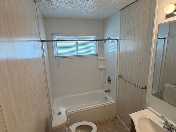 2nd image of 29708 Grandview St